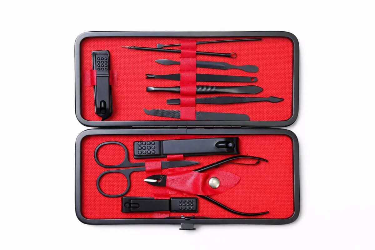 Professional 12-Piece Manicure Pedicure Set with Travel Case KDM1034