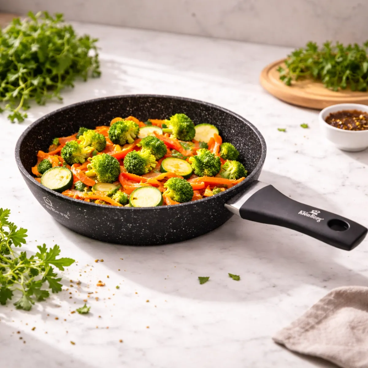 Non-Stick Frying Pan 22 Cm Marble Coated Interior KB-8604