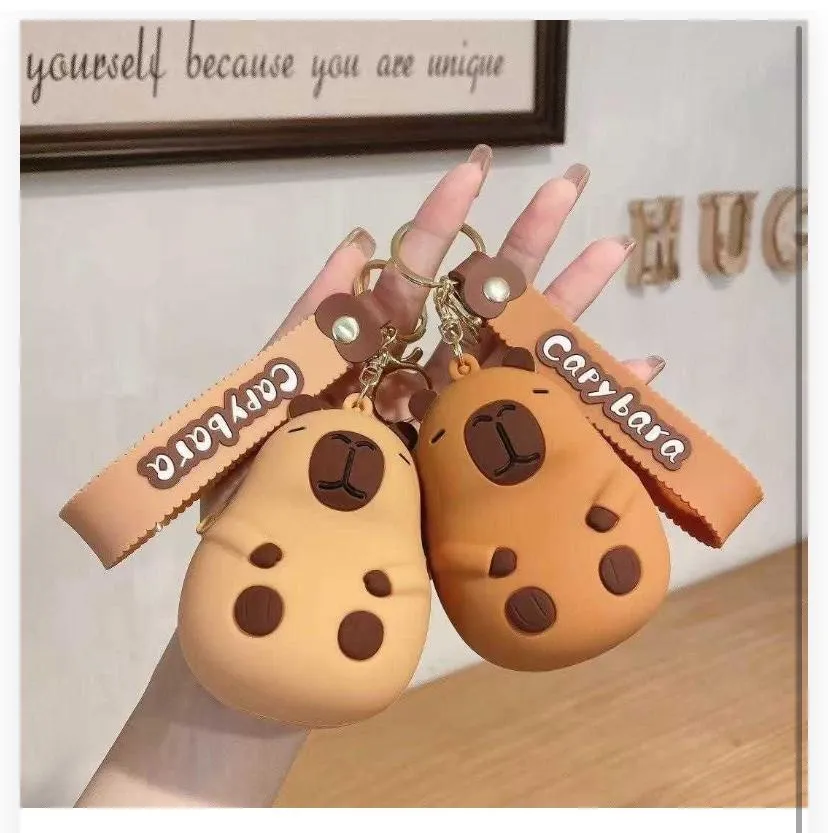 788003 Cute Round Plush-Style Silicone Capybara Keychain & Bag Charm
