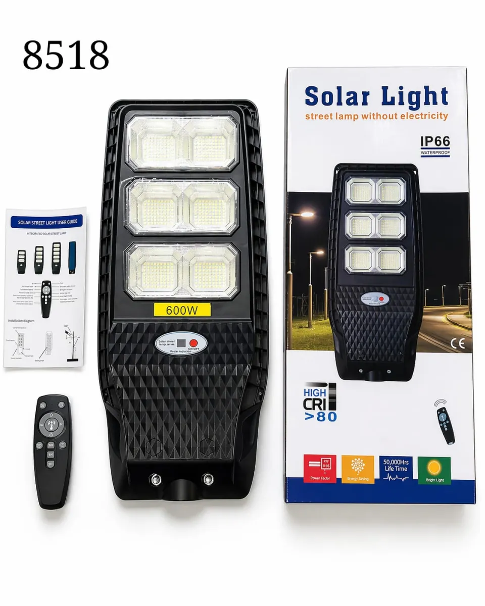 600W Solar LED Street Lamp with Remote Control - IP66 Waterproof