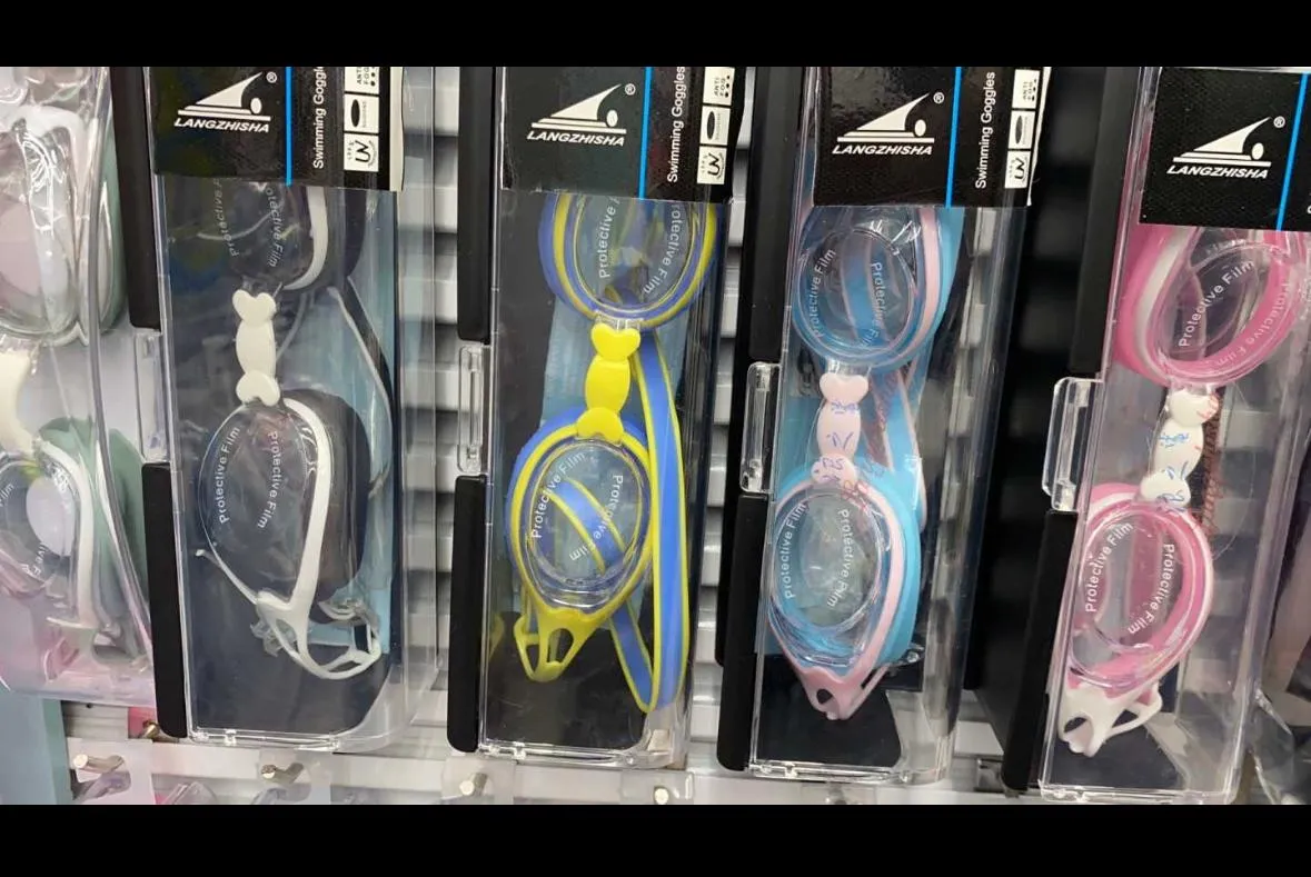 swimming goggles