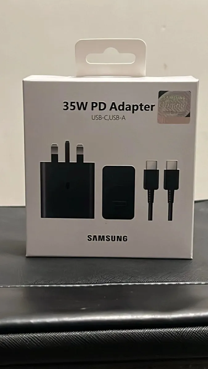 Samsung 35W Super Fast PD Charger with USB-C & USB-A UK Plug KDM1074